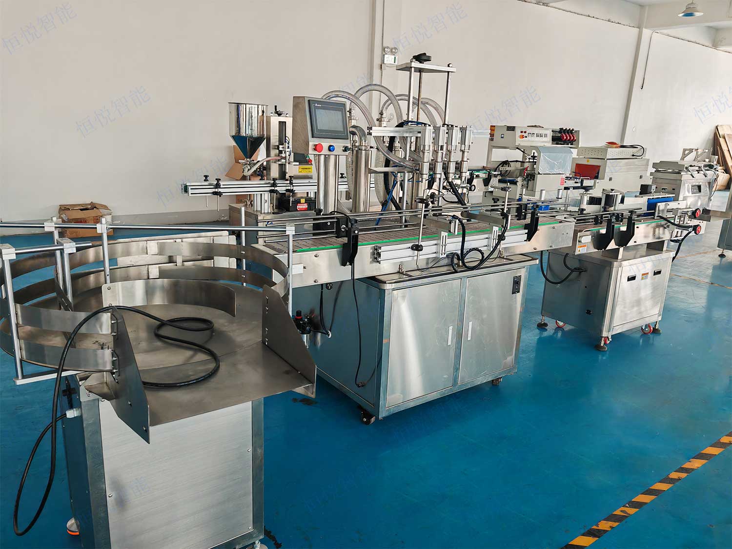 全自動醬料灌裝線.jpg 全自動醬料灌裝線.jpg