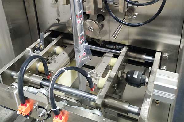 調味醬立式丝瓜视频污污污污的封口機構