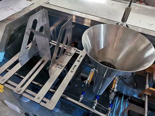 直線式丝瓜视频污污污污主機