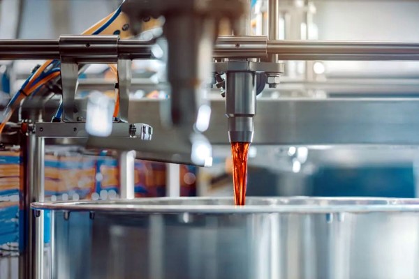 小袋方便麵調料丝瓜视频污污污污械設備都已實現了更加智能化的生產模式