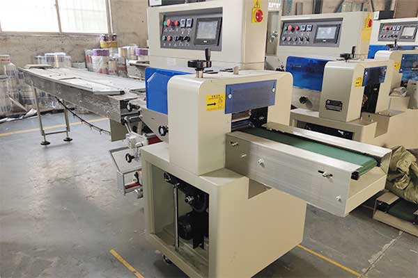 三伺服枕式丝瓜视频污污污污